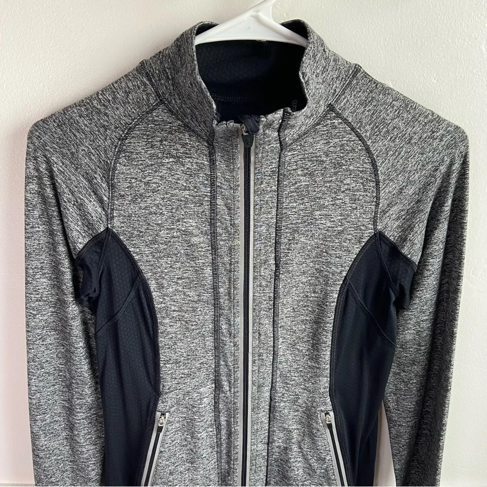 Reva Activewear Heather Gray and Black Full Zip Jacket - Picture 4 of 6